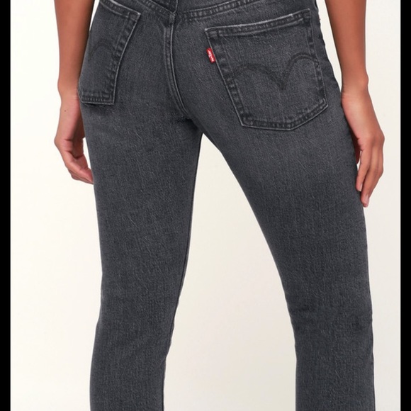 Levi’s Jeans - Picture 2 of 3